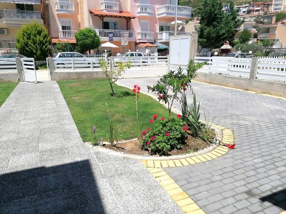 Myrsini'S Sea View Apartment Néa Péramos 外观 照片